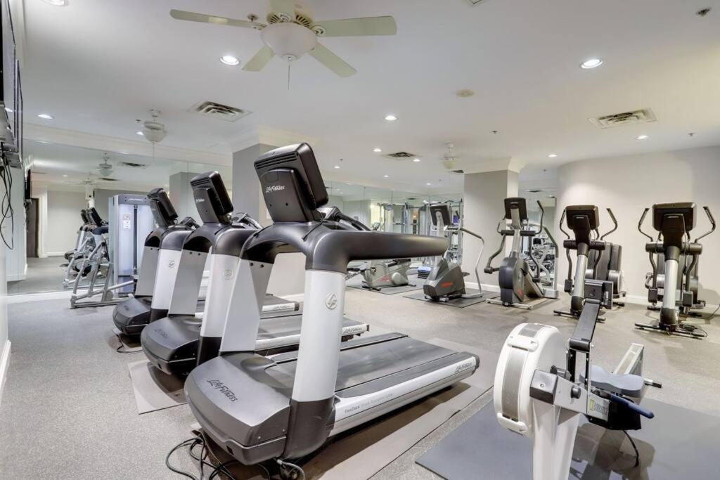 Fantastic 1 Bedroom Condo At Ballston With Gym Arlington Exterior photo