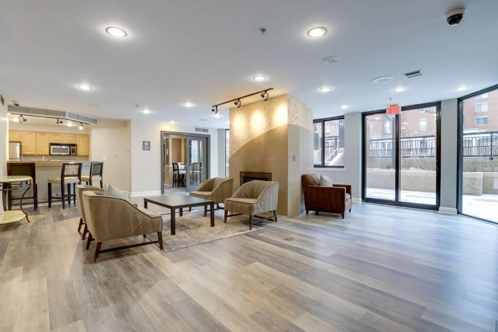 Fantastic 1 Bedroom Condo At Ballston With Gym Arlington Exterior photo